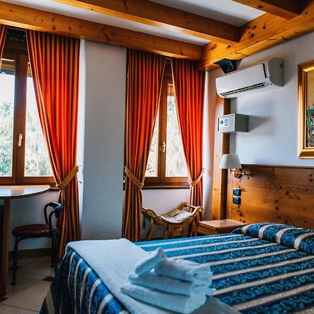Arciduca Charming House Room & Breakfast Arco Esterno foto