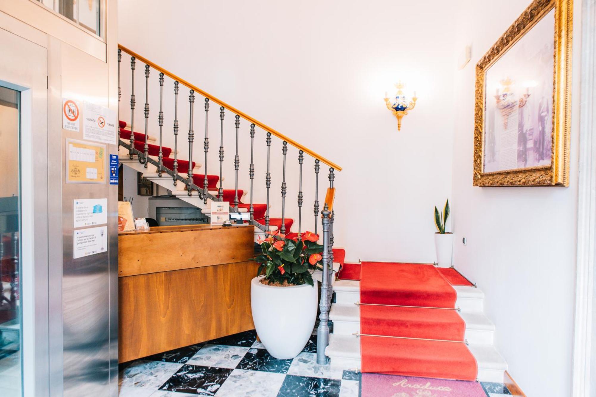 Arciduca Charming House Room & Breakfast Arco Esterno foto