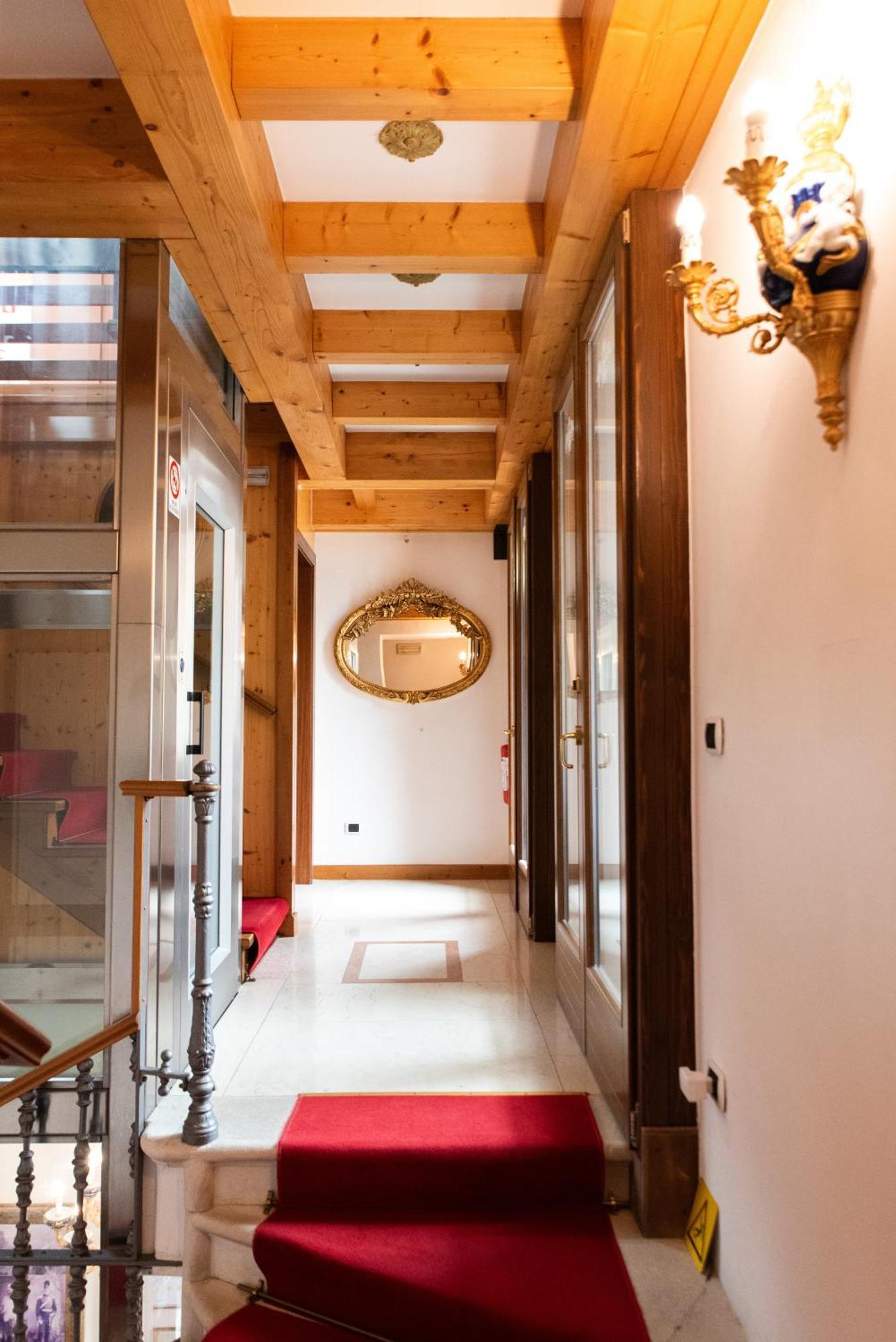 Arciduca Charming House Room & Breakfast Arco Esterno foto